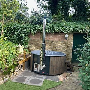 Bosboerderij De Goudsberg Met Hottub In Tuin